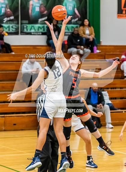 Thumbnail 1 in St. Joseph Notre Dame vs. Centennial (MLK Showcase) photogallery.