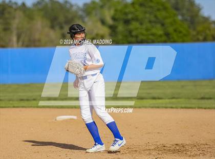 Thumbnail 3 in Orangefield vs. Buna photogallery.