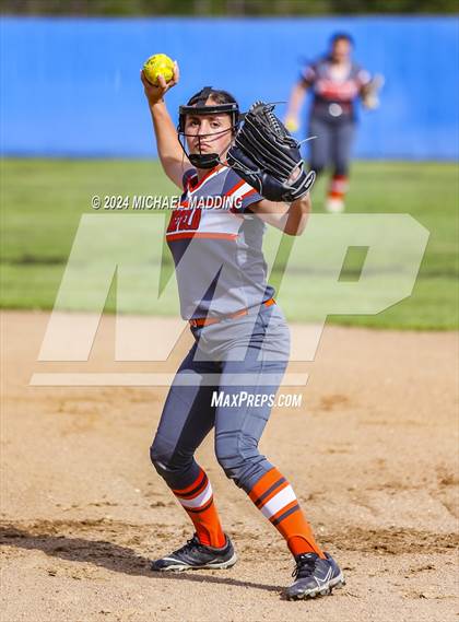 Thumbnail 2 in Orangefield vs. Buna photogallery.