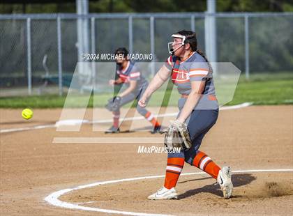 Thumbnail 1 in Orangefield vs. Buna photogallery.