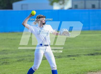 Thumbnail 1 in Orangefield vs. Buna photogallery.