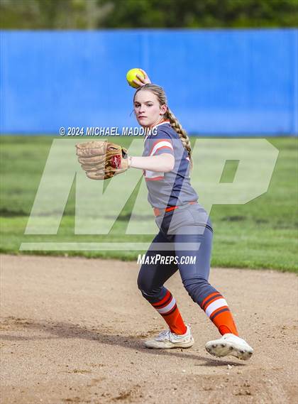 Thumbnail 3 in Orangefield vs. Buna photogallery.