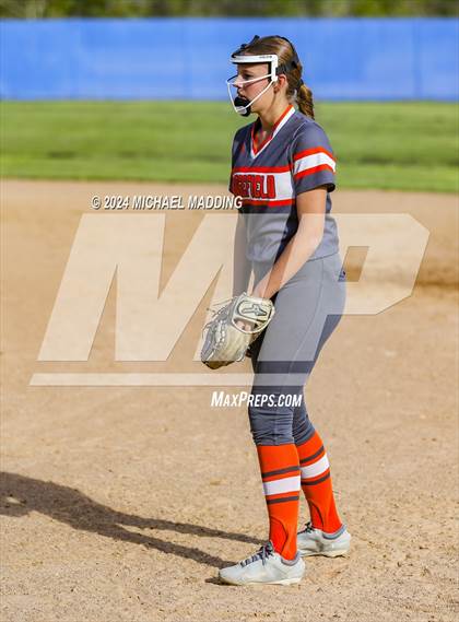 Thumbnail 2 in Orangefield vs. Buna photogallery.