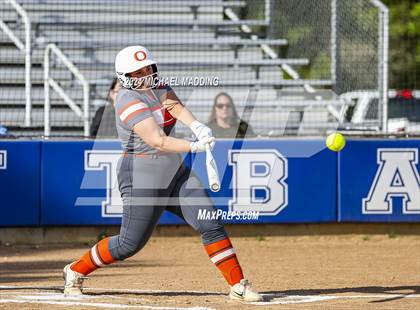Thumbnail 1 in Orangefield vs. Buna photogallery.