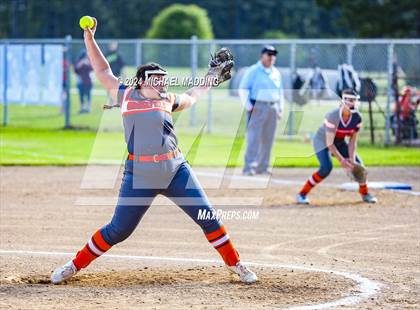Thumbnail 1 in Orangefield vs. Buna photogallery.