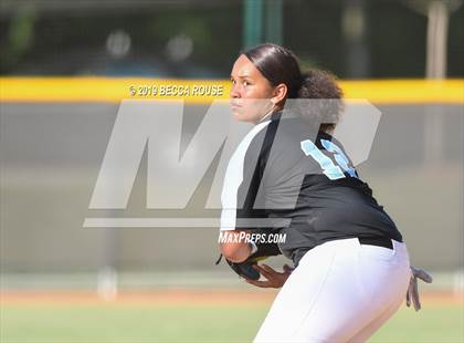 Thumbnail 1 in South Mecklenburg vs Olympic (SoMeck 7 4A Conference Tournament Final) photogallery.