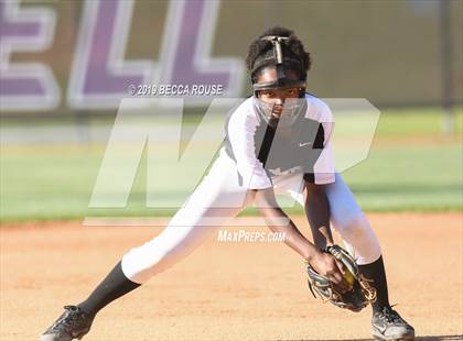Thumbnail 3 in South Mecklenburg vs Olympic (SoMeck 7 4A Conference Tournament Final) photogallery.