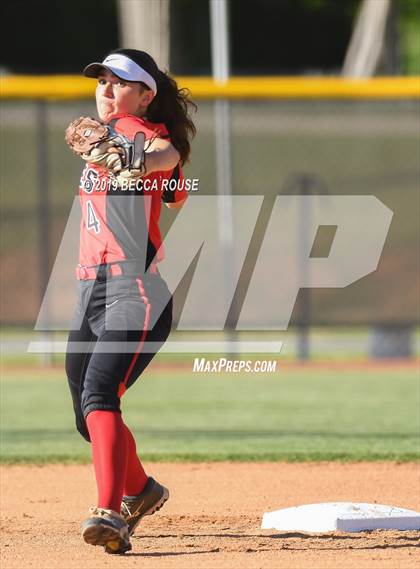 Thumbnail 2 in South Mecklenburg vs Olympic (SoMeck 7 4A Conference Tournament Final) photogallery.