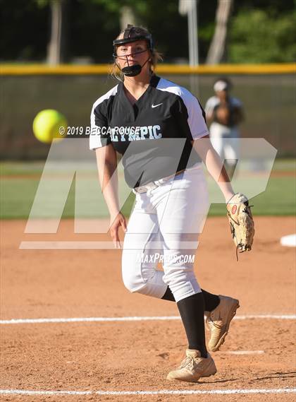 Thumbnail 1 in South Mecklenburg vs Olympic (SoMeck 7 4A Conference Tournament Final) photogallery.