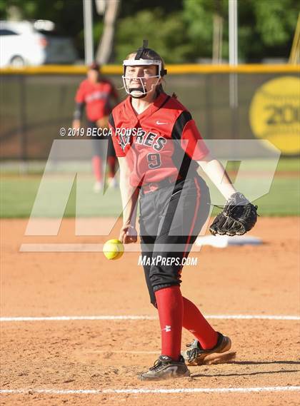 Thumbnail 1 in South Mecklenburg vs Olympic (SoMeck 7 4A Conference Tournament Final) photogallery.