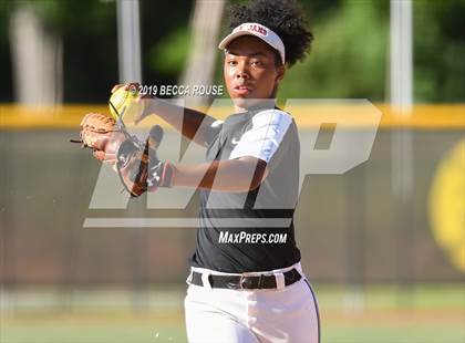 Thumbnail 1 in South Mecklenburg vs Olympic (SoMeck 7 4A Conference Tournament Final) photogallery.