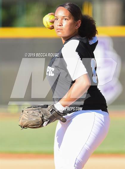 Thumbnail 2 in South Mecklenburg vs Olympic (SoMeck 7 4A Conference Tournament Final) photogallery.