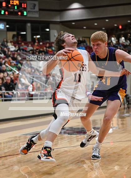 Thumbnail 3 in Calico Rock vs. Bradley (AAA 1A State Playoff Semi-Final) photogallery.