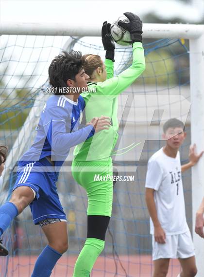 Thumbnail 2 in Aliso Niguel @ Valencia (CIF-SS D2 Semi-Final) photogallery.
