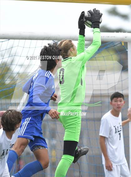 Thumbnail 1 in Aliso Niguel @ Valencia (CIF-SS D2 Semi-Final) photogallery.