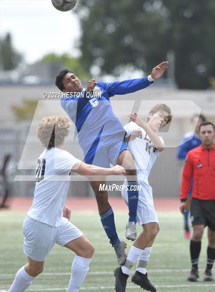 Thumbnail 1 in Aliso Niguel @ Valencia (CIF-SS D2 Semi-Final) photogallery.