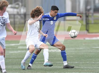 Thumbnail 3 in Aliso Niguel @ Valencia (CIF-SS D2 Semi-Final) photogallery.