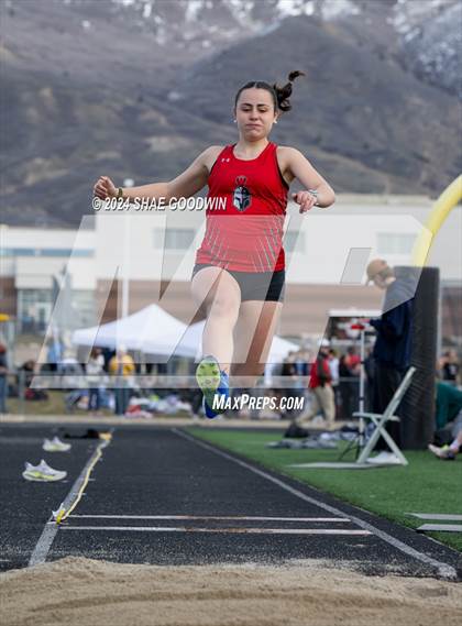 Thumbnail 2 in Early Bird Invitational (Long Jump) photogallery.