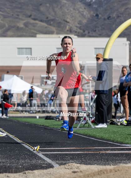Thumbnail 2 in Early Bird Invitational (Long Jump) photogallery.