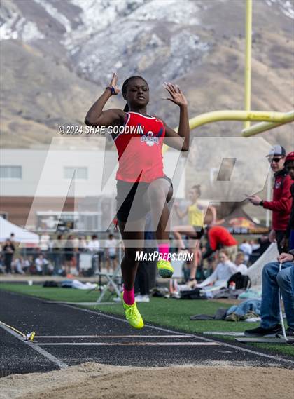 Thumbnail 3 in Early Bird Invitational (Long Jump) photogallery.