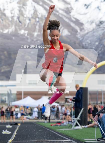 Thumbnail 2 in Early Bird Invitational (Long Jump) photogallery.