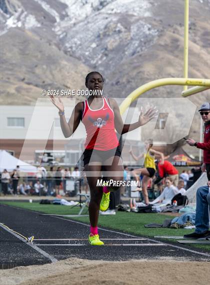 Thumbnail 2 in Early Bird Invitational (Long Jump) photogallery.