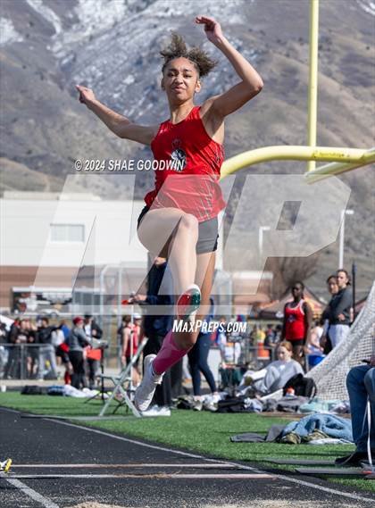 Thumbnail 3 in Early Bird Invitational (Long Jump) photogallery.