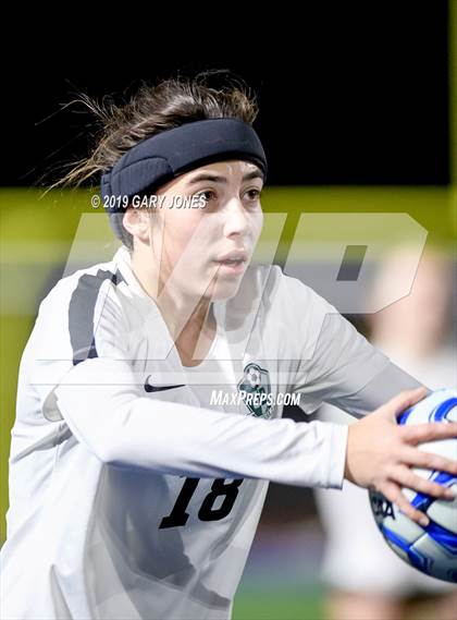 Thumbnail 2 in Granite Bay vs. Davis (CIF SJS D1 Final) photogallery.
