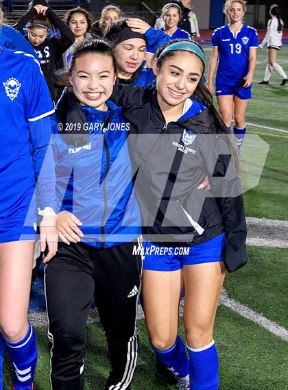 Thumbnail 2 in Granite Bay vs. Davis (CIF SJS D1 Final) photogallery.