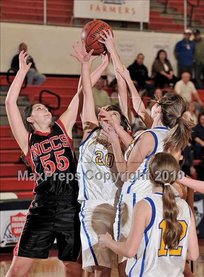 Thumbnail 3 in North County Christian vs. Calvary Baptist (CIF SS D6A Final) photogallery.