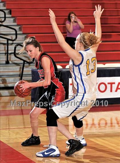 Thumbnail 3 in North County Christian vs. Calvary Baptist (CIF SS D6A Final) photogallery.