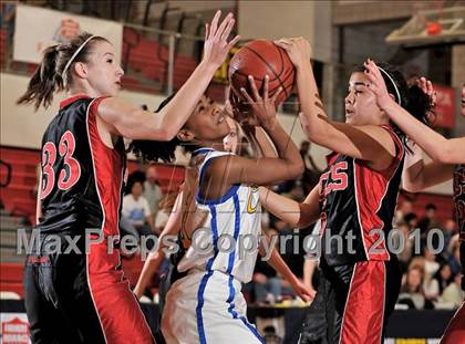 Thumbnail 3 in North County Christian vs. Calvary Baptist (CIF SS D6A Final) photogallery.
