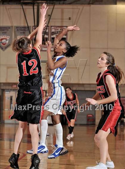 Thumbnail 1 in North County Christian vs. Calvary Baptist (CIF SS D6A Final) photogallery.