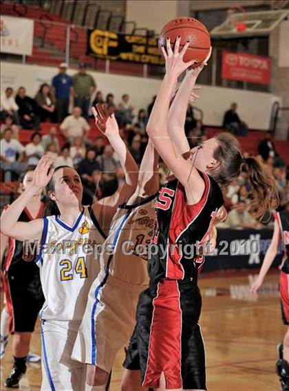 Thumbnail 1 in North County Christian vs. Calvary Baptist (CIF SS D6A Final) photogallery.
