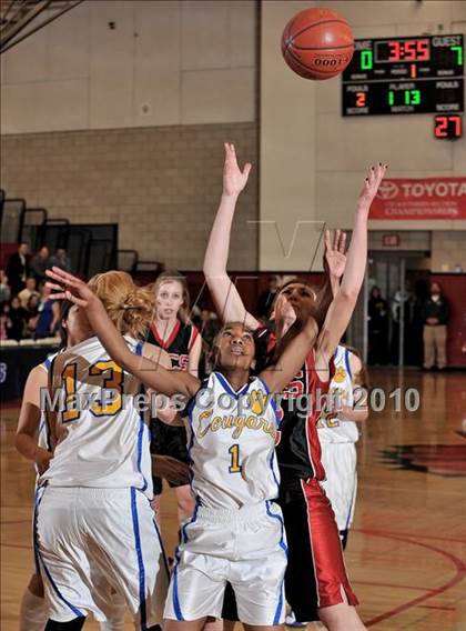 Thumbnail 1 in North County Christian vs. Calvary Baptist (CIF SS D6A Final) photogallery.