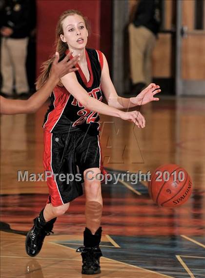 Thumbnail 3 in North County Christian vs. Calvary Baptist (CIF SS D6A Final) photogallery.