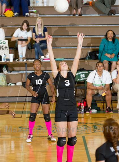 Thumbnail 2 in Ascension Episcopal vs. Hamilton Christian photogallery.
