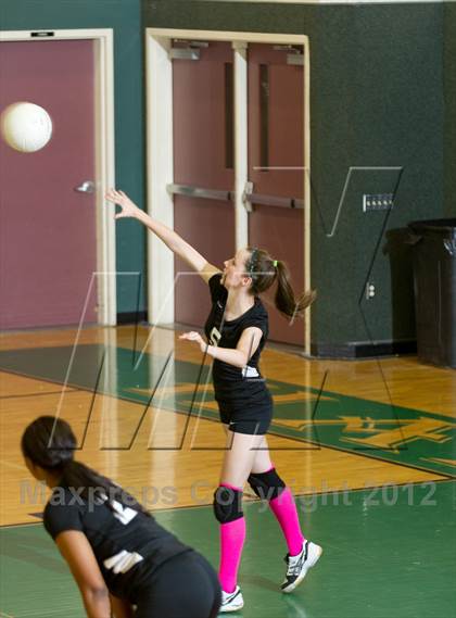 Thumbnail 1 in Ascension Episcopal vs. Hamilton Christian photogallery.
