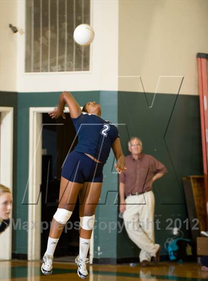 Thumbnail 1 in Ascension Episcopal vs. Hamilton Christian photogallery.