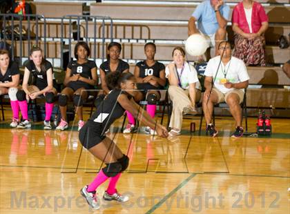 Thumbnail 3 in Ascension Episcopal vs. Hamilton Christian photogallery.
