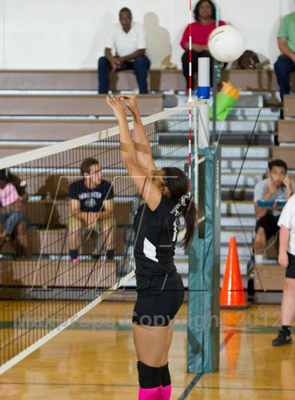 Thumbnail 1 in Ascension Episcopal vs. Hamilton Christian photogallery.