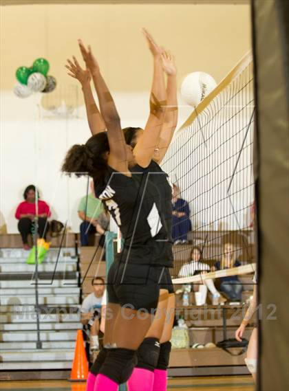 Thumbnail 1 in Ascension Episcopal vs. Hamilton Christian photogallery.