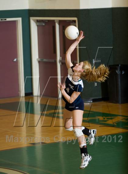 Thumbnail 1 in Ascension Episcopal vs. Hamilton Christian photogallery.
