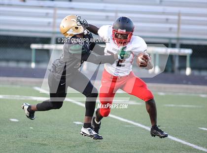 Thumbnail 1 in DeSoto vs MacArthur photogallery.