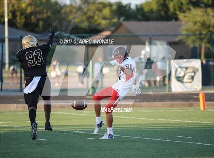 Thumbnail 3 in DeSoto vs MacArthur photogallery.