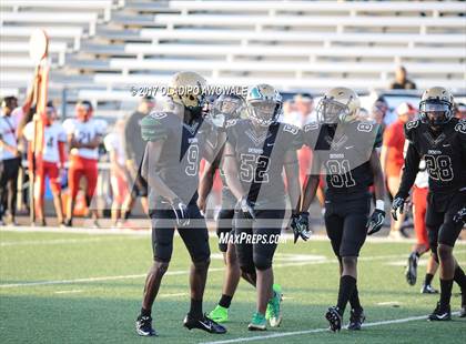 Thumbnail 3 in DeSoto vs MacArthur photogallery.