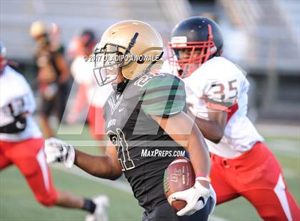 Thumbnail 1 in DeSoto vs MacArthur photogallery.