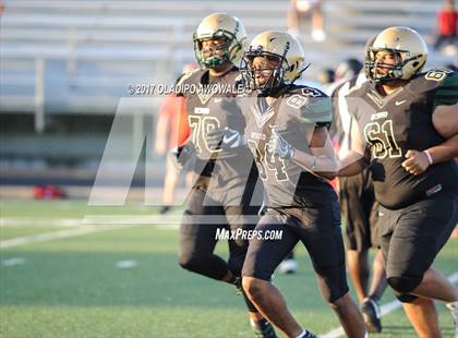 Thumbnail 1 in DeSoto vs MacArthur photogallery.
