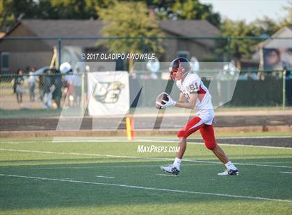 Thumbnail 1 in DeSoto vs MacArthur photogallery.