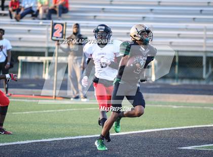Thumbnail 3 in DeSoto vs MacArthur photogallery.